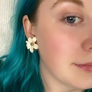 Vintage Clip On Earrings White Plastic Flower Gold Accent